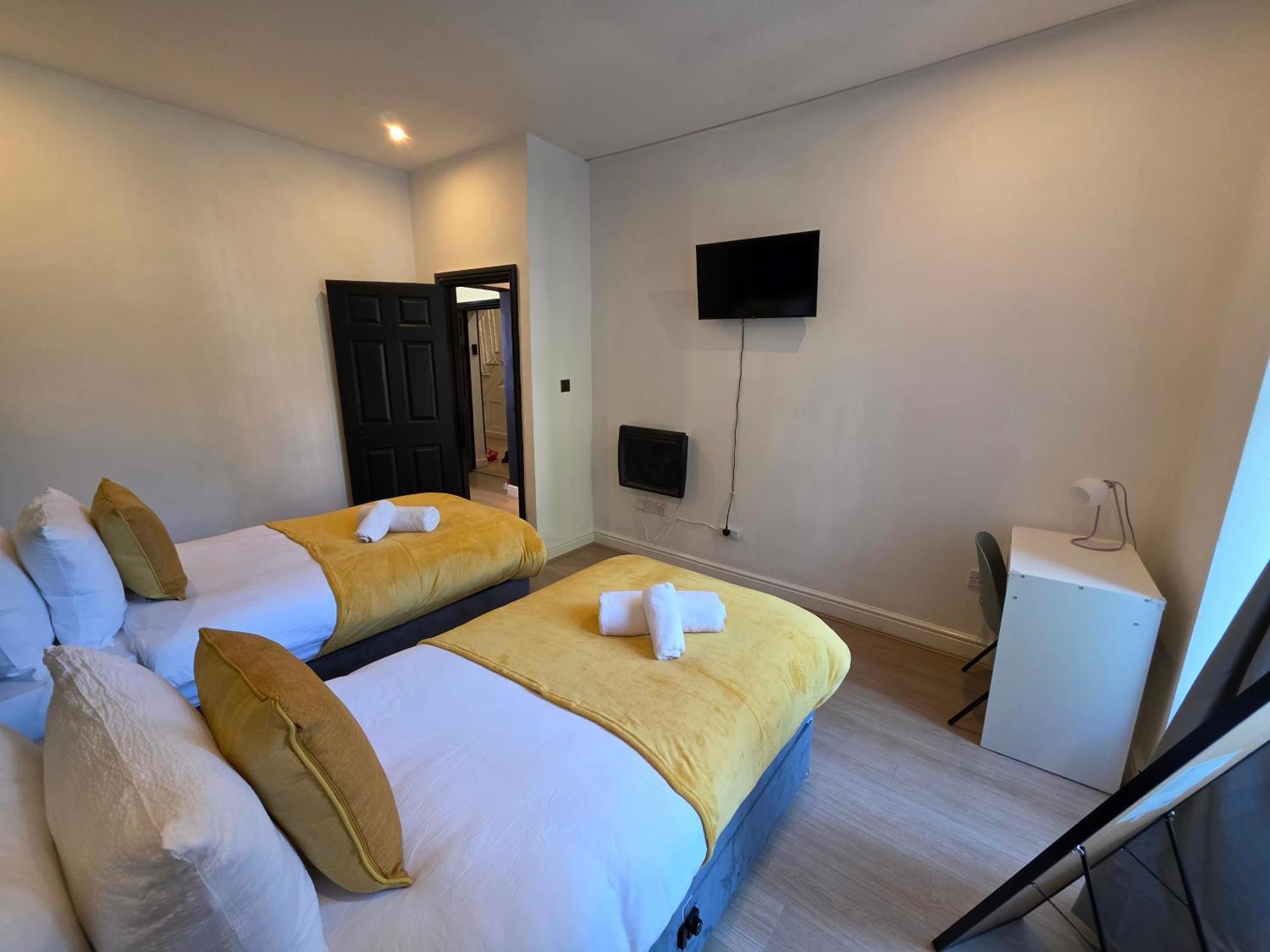 Deluxe 2br Near Center - Sleeps 6 Liverpool