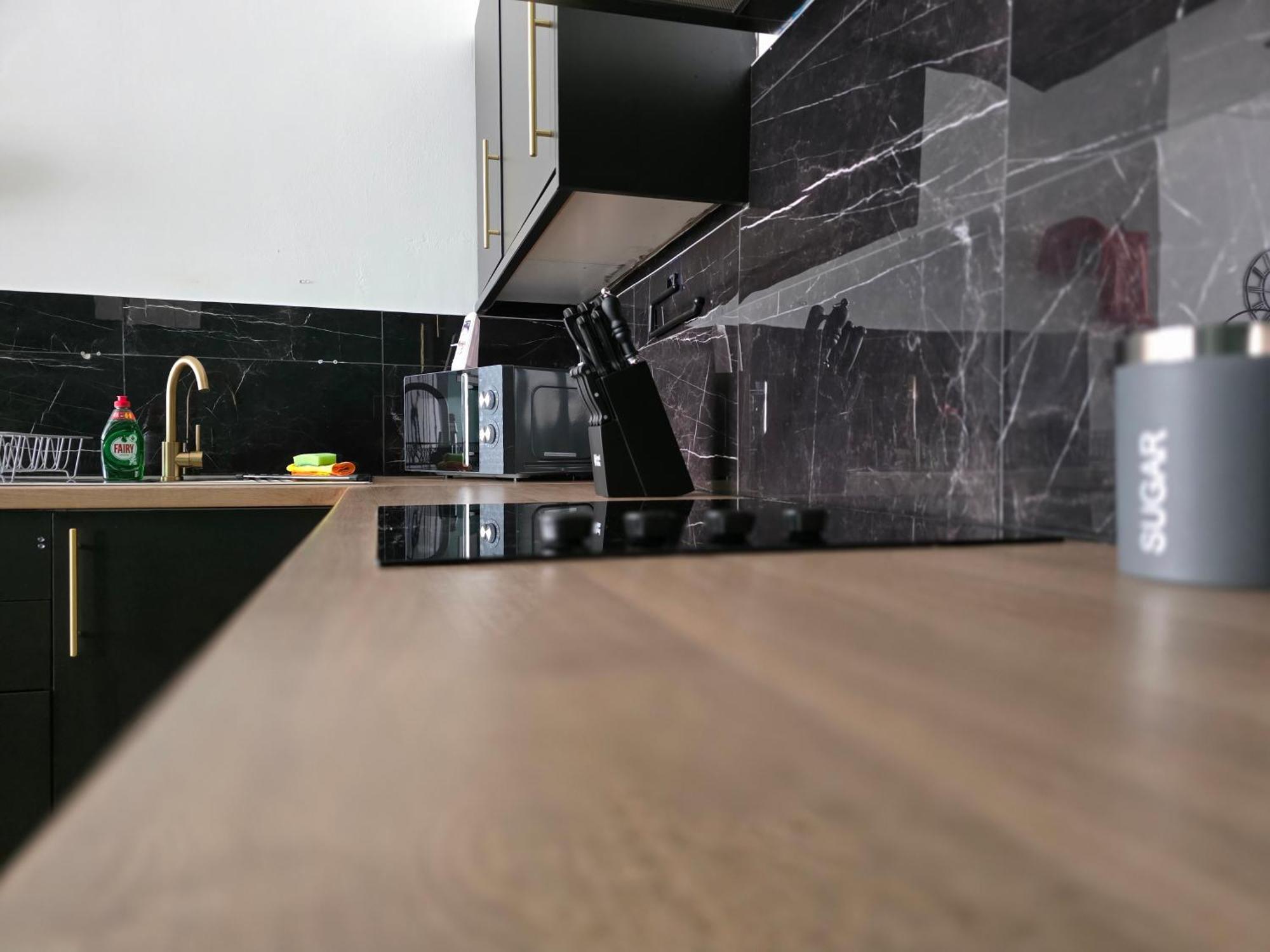 Apartment Deluxe 2br Near Center - Sleeps 6 Liverpool